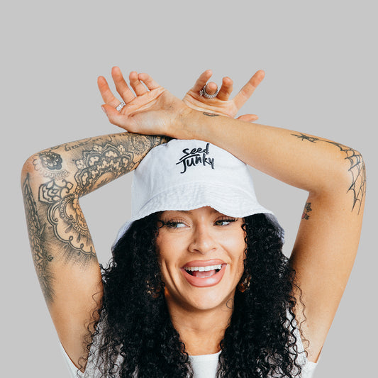 White Seed Junky Bucket Hat