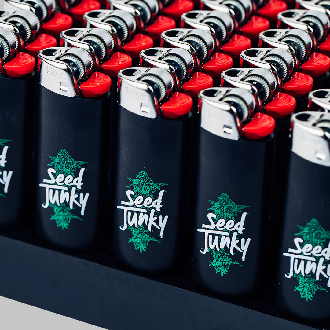SJ Lighter with Cola
